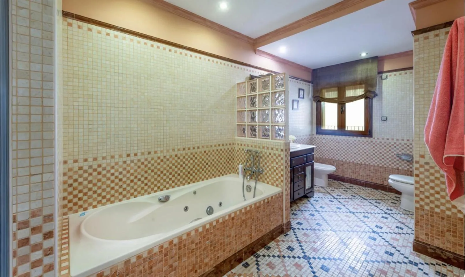 Villa Piscina Privada, Vistas Al Mar Y Montana Mijas